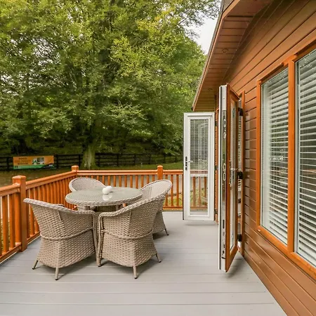 בית נופש Willows