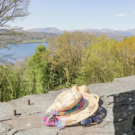 Holiday home Willows *